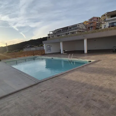 Apartman Sa Domu Mea
